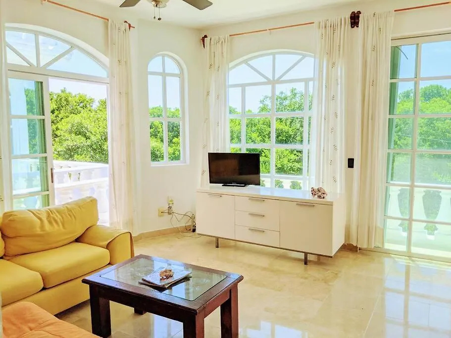 3Br Phouse Rooftop Terrace With Plunge Pool And Ocean View Walk To Beach 5Th Ave And Cozumel Ferry Playa del Carmen